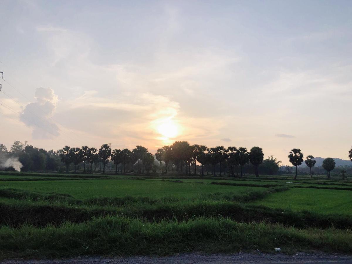 Huong Tram Homestay Ho Da Exterior photo